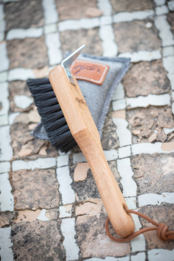 Cure-Pied Brosse - Pénélope